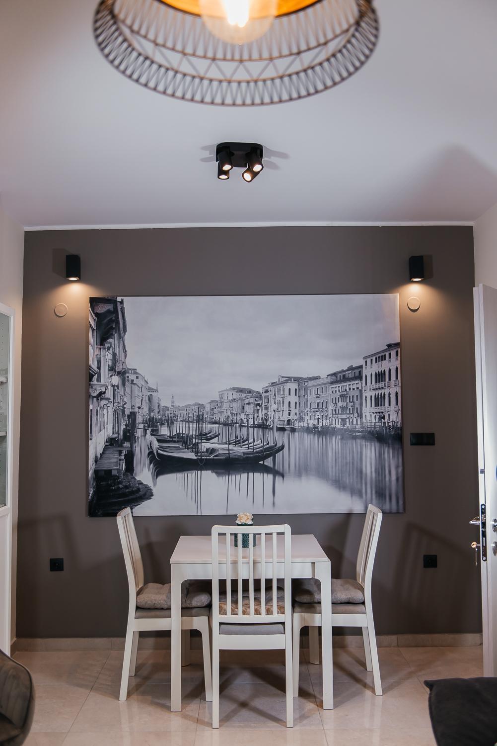 Panorama + Free Street Parking Apartament